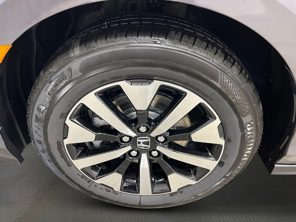 New 2026 Honda Odyssey EX-L image 10