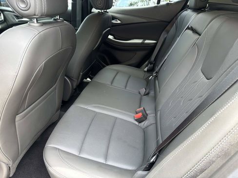 Used 2024 Buick Encore GX Avenir AWD/4WD image 12