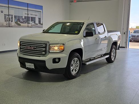 Used 2019 GMC Canyon SLE w/ Driver Alert Package AWD/4WD image 4