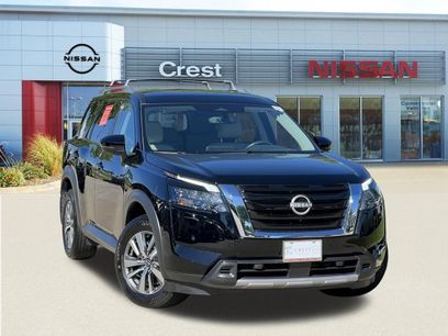 Certified 2025 Nissan Pathfinder SL