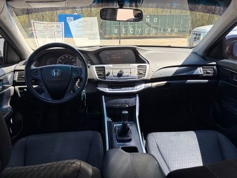 Used 2013 Honda Accord Sport image 3