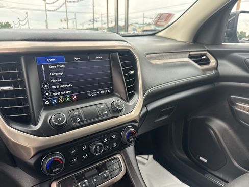 Used 2023 GMC Acadia Denali w/ Denali Ultimate Package AWD/4WD image 23