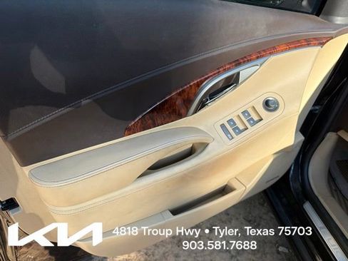 Used 2013 Buick LaCrosse Touring FWD image 15