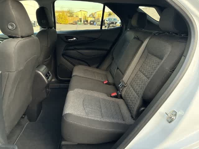 Used 2024 Chevrolet Equinox LT FWD image 19
