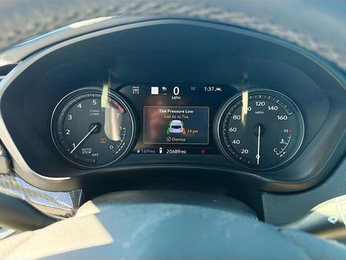 Used 2023 Cadillac XT4 Sport image 39