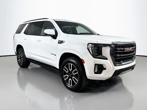 Used 2021 GMC Yukon AT4 w/ AT4 Premium Package AWD/4WD image 4