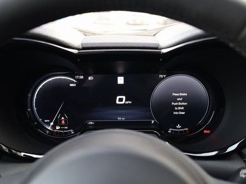 New 2025 Alfa Romeo Tonale w/ Premium Package image 17