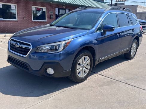 Used 2019 Subaru Outback 2.5i Premium w/ Popular Package #2 AWD/4WD image 1