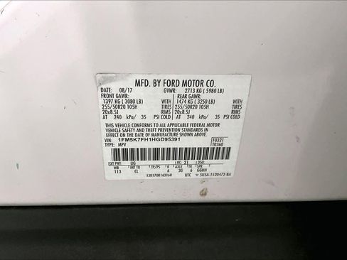 Used 2017 Ford Explorer Limited FWD image 31