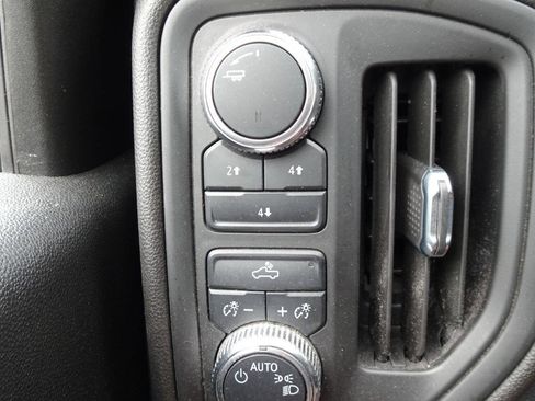 Used 2022 GMC Sierra 2500 Pro w/ Convenience Package AWD/4WD image 22