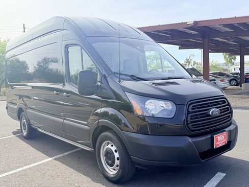 Used 2019 Ford Transit 250 148 High Roof Extended RWD image 8