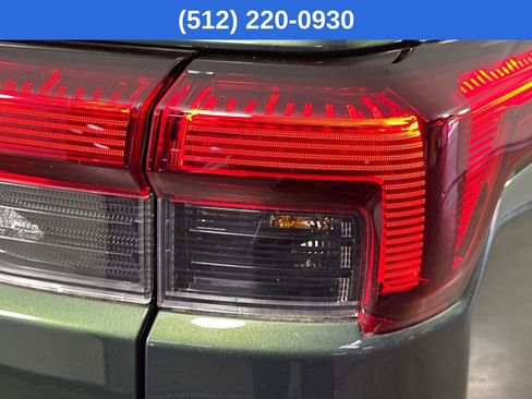 Used 2026 Subaru Outback Premium AWD/4WD image 34