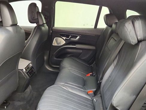 Used 2023 Mercedes-Benz EQS 580 4MATIC SUV image 20