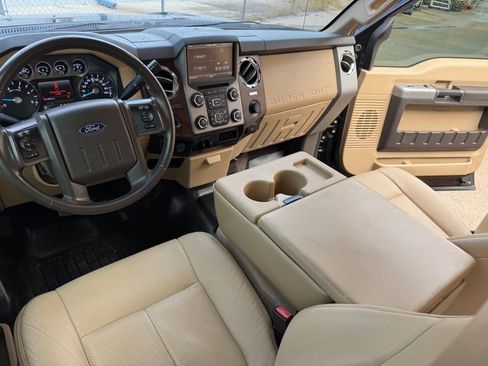 Used 2015 Ford F350 Lariat RWD image 29