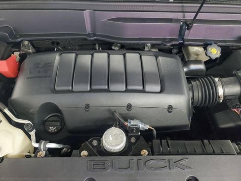 Used 2011 Buick Enclave CXL FWD image 4