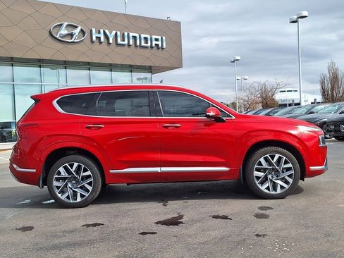 Used 2022 Hyundai Santa Fe Calligraphy AWD/4WD image 2