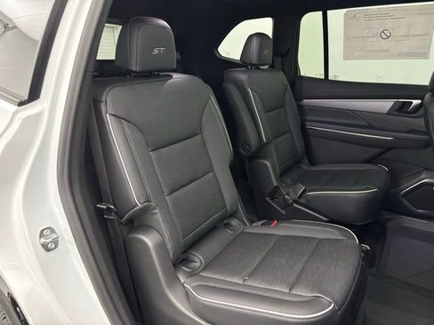 New 2026 Buick Enclave Sport Touring image 39