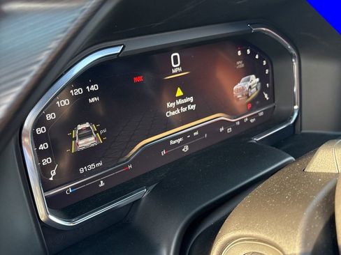 Used 2025 GMC Sierra 1500 Denali Ultimate image 10