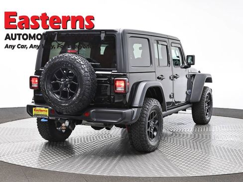 Used 2024 Jeep Wrangler Unlimited AWD/4WD image 5