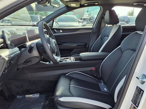 Certified 2026 Kia K5 GT-Line w/ GT-Line Premium Package FWD image 12