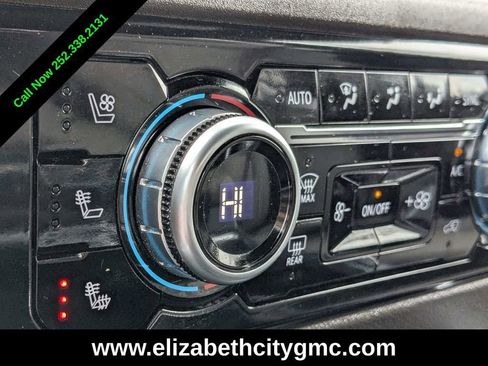 Used 2023 GMC Sierra 1500 SLT w/ SLT Premium Package image 32