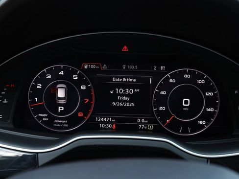 Used 2018 Audi Q7 3.0T Prestige image 28