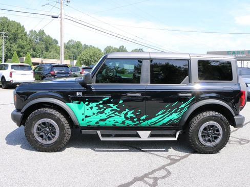 Used 2024 Ford Bronco Big Bend AWD/4WD image 2