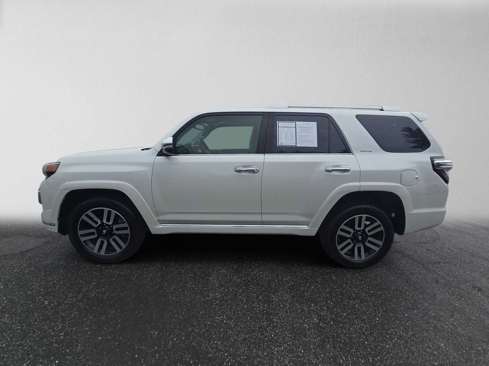 Certified 2022 Toyota 4Runner Limited AWD/4WD image 6