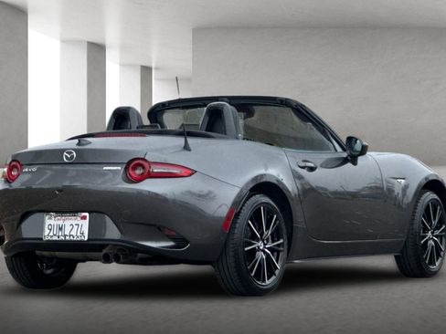 Certified 2025 MAZDA MX-5 Miata Grand Touring w/ Weather Package image 4