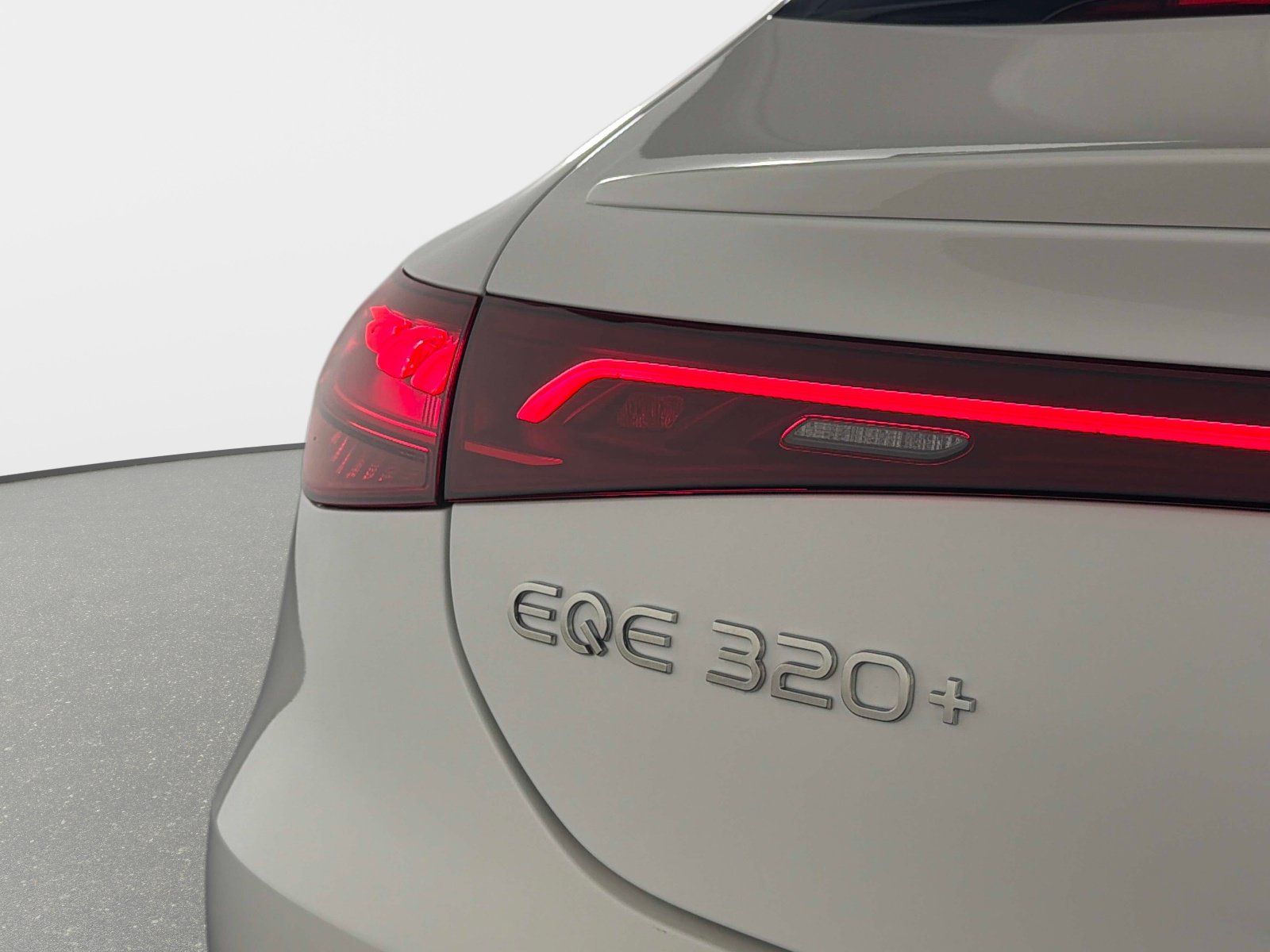 Used 2026 Mercedes-Benz EQE 320+ Sedan image 16