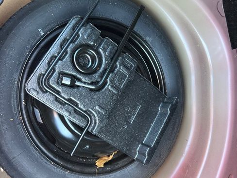 Used 2016 Toyota Corolla S image 23