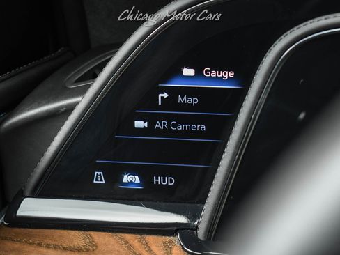 Used 2021 Cadillac Escalade Sport Platinum w/ LPO, ONYX Package AWD/4WD image 12