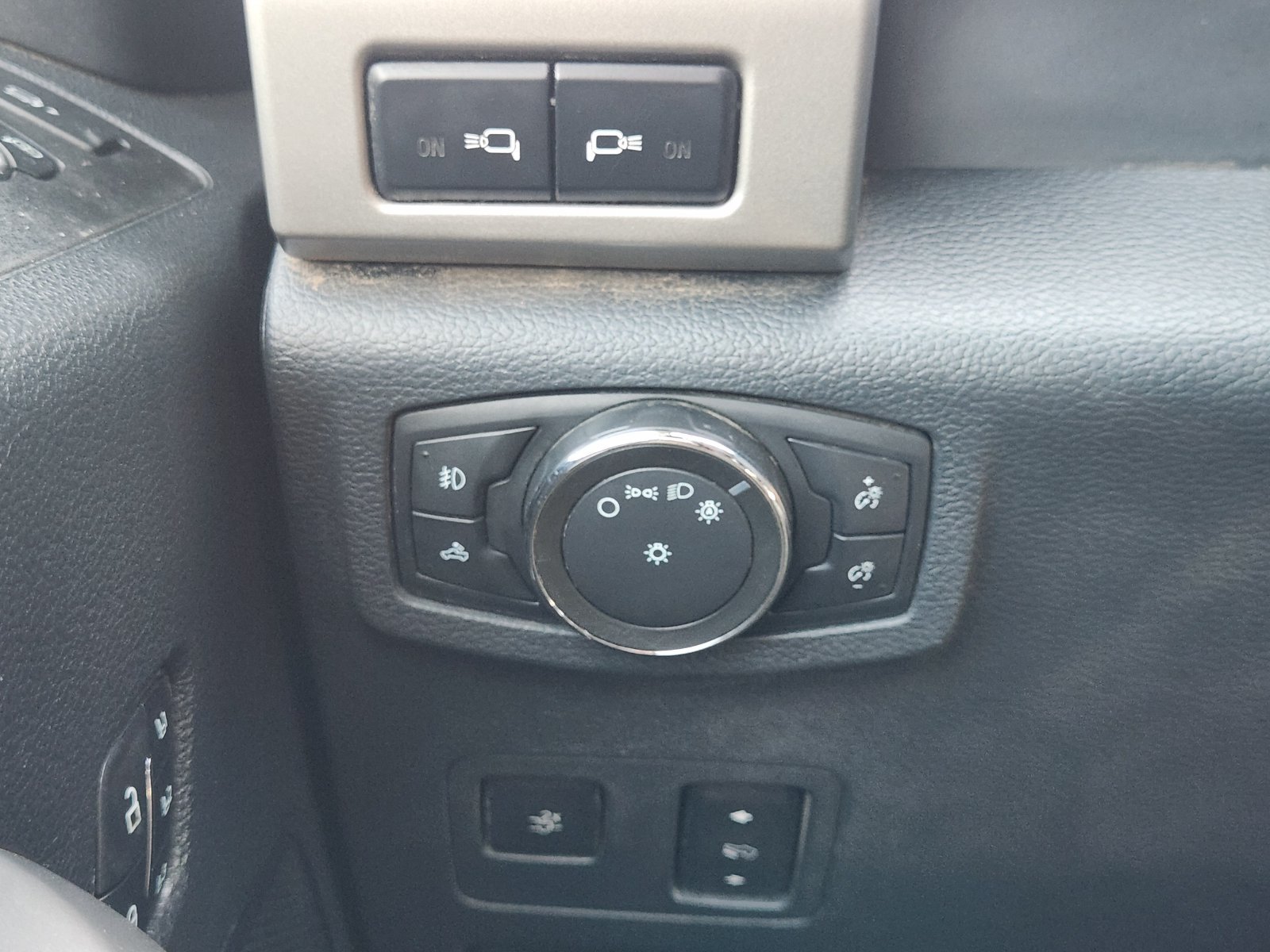Used 2022 Ford F250 4x4 Crew Cab Super Duty image 25
