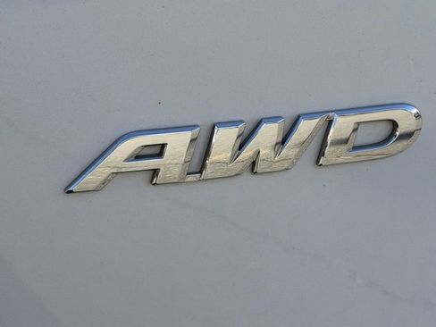 Used 2022 Honda CR-V EX-L image 11