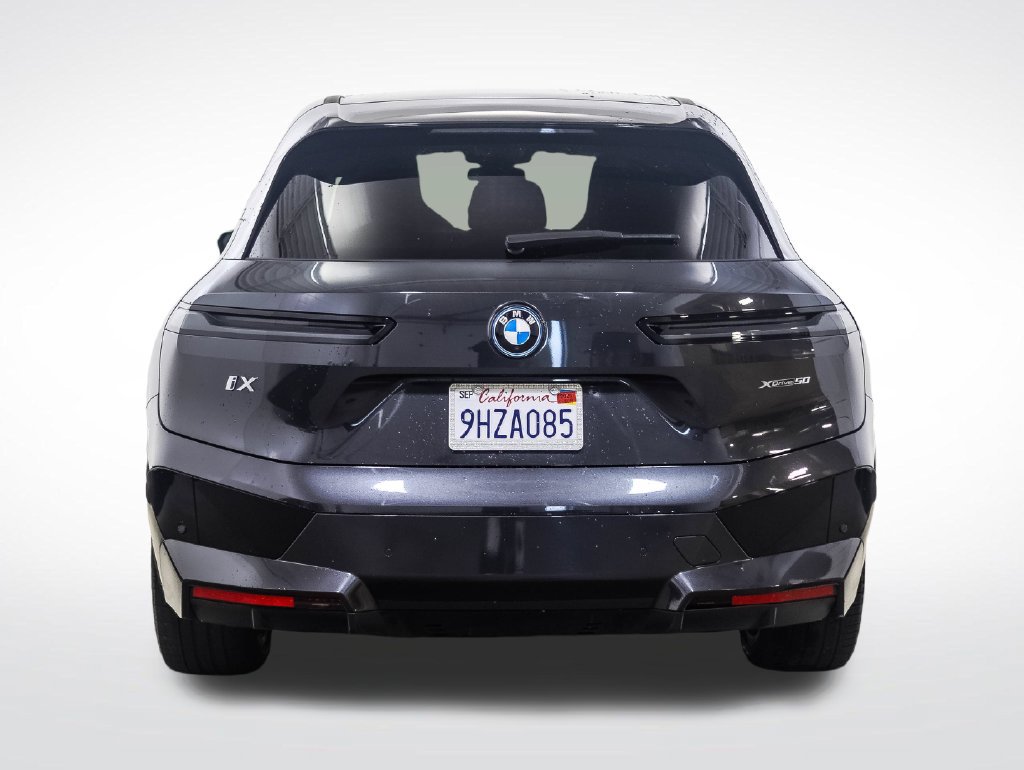 Certified 2024 BMW iX xDrive50 w/ Sport Package AWD/4WD image 4