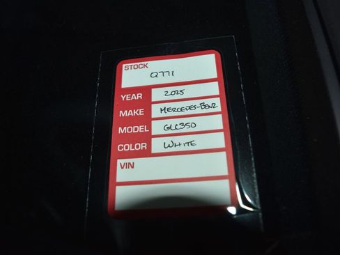 Certified 2025 Mercedes-Benz GLC 350e 4MATIC image 26