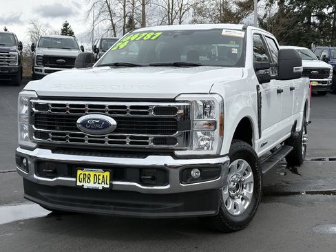Certified 2024 Ford F350 XLT image 1