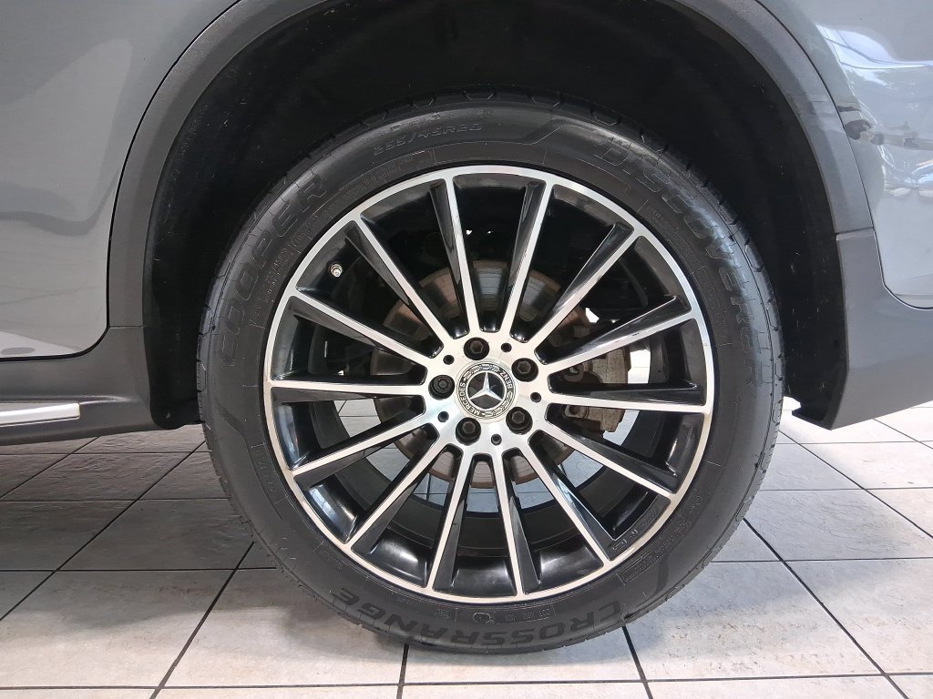 Used 2019 Mercedes-Benz GLC 300 image 39
