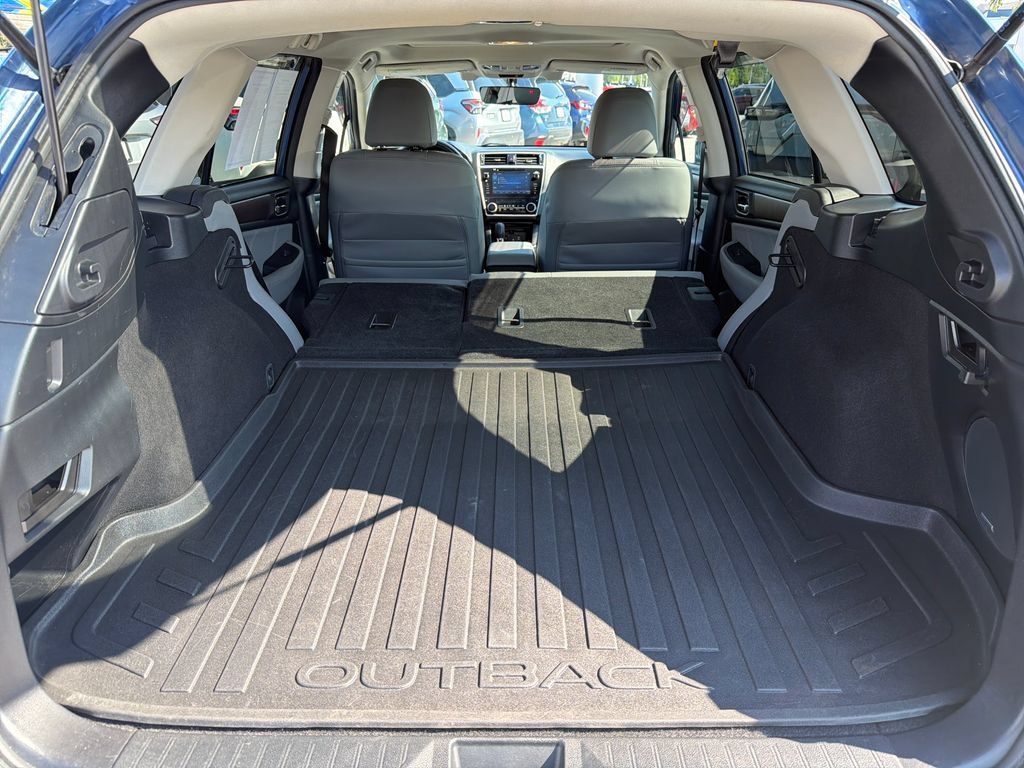 Used 2019 Subaru Outback 2.5i Limited AWD/4WD image 30