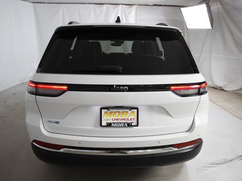 Used 2022 Jeep Grand Cherokee Limited 4xe AWD/4WD image 4