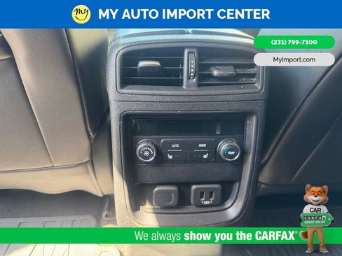 Used 2020 Buick Envision Essence w/ LPO, Cargo Package AWD/4WD image 30