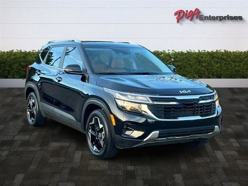 Used 2024 Kia Seltos EX image 4