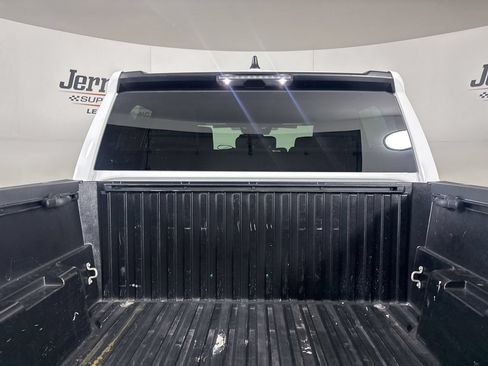 Used 2024 Toyota Tacoma SR AWD/4WD image 25
