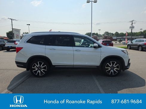 Used 2019 Honda Pilot Touring image 6
