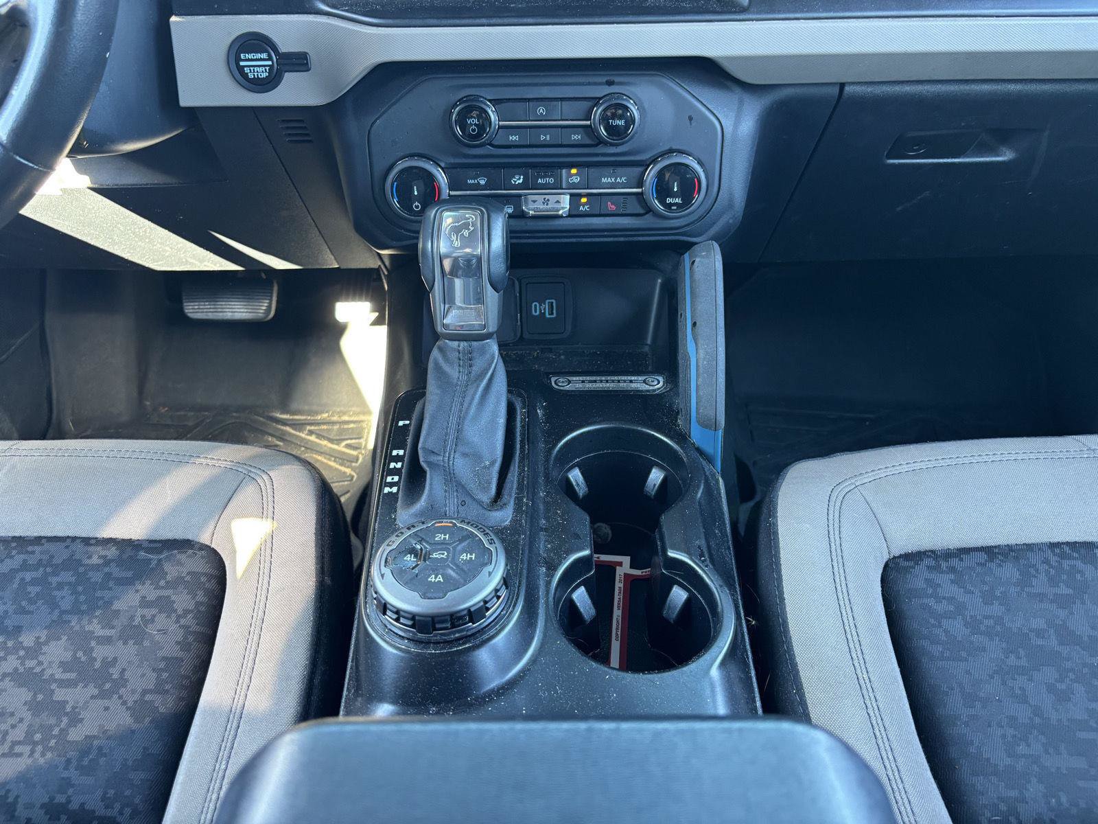 Used 2022 Ford Bronco Wildtrak AWD/4WD image 25