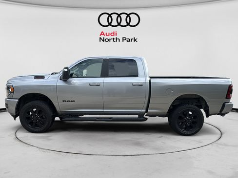 Used 2024 RAM 2500 Big Horn w/ Night Edition AWD/4WD image 4