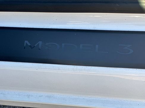 Used 2022 Tesla Model 3 Performance AWD/4WD image 25
