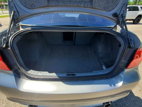 Used 2011 BMW 335i xDrive Sedan image 17