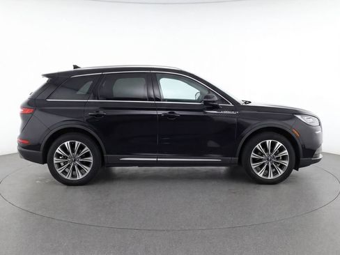 Used 2020 Lincoln Corsair Reserve w/ Elements Package FWD image 8