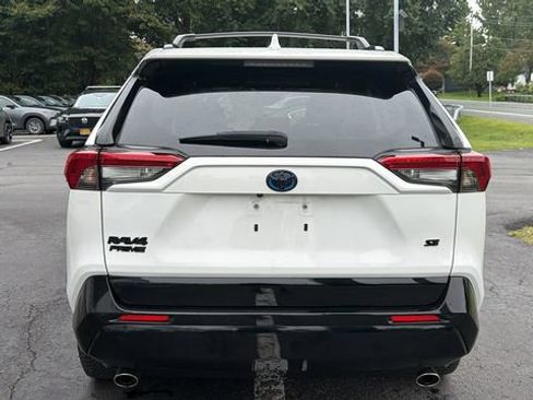 Used 2023 Toyota RAV4 SE w/ Weather & Moonroof Package AWD/4WD image 6
